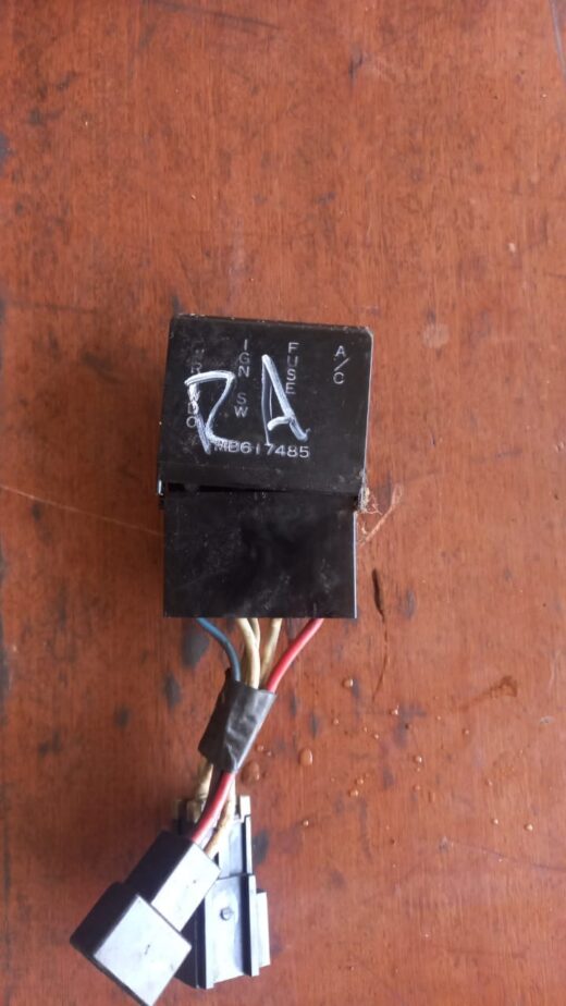 1991 Mitsubishi Pajero 3L V6 6G72 Relay 1991 Mitsubishi Pajero 3l V6 6G72 Relay – main product image