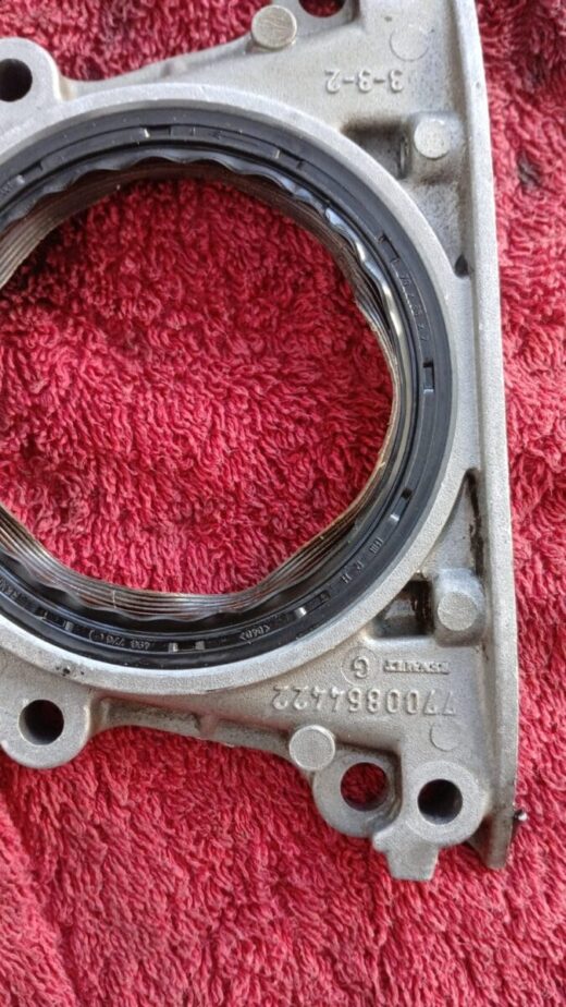 Renault Clio 1.4 Crankshaft Seal 7700864422 – front view