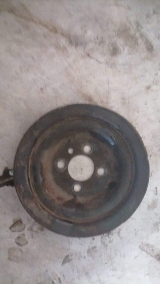 Vw Golf 1 Pulley VW Golf 1 Pulley used – main product image