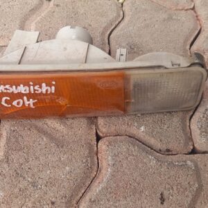 Mitsubishi colt indicator light – main product image