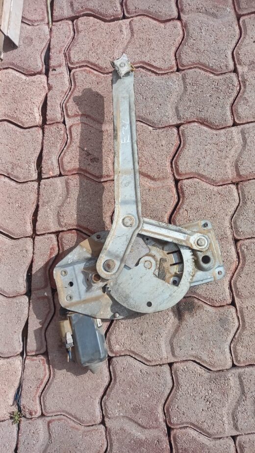 Bmw E36 Right Rear Window Mechanism BMW E36 Right Rear Window Mechanism – main product image