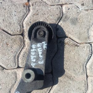 Toyota Corolla Tensioner Pulley used – main product image