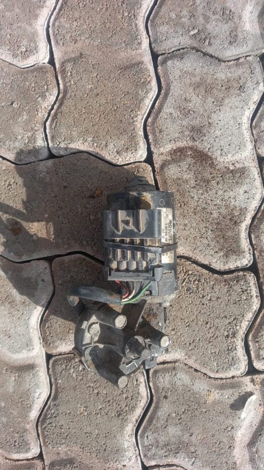 1995 Opel Astra Wiper Motor 9390692109 1995 Opel Astra Wiper Motor 9390692109 – main product image