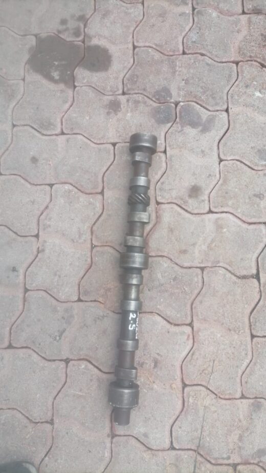 Isuzu Kb250 Camshaft Isuzu KB250 Camshaft – main product image