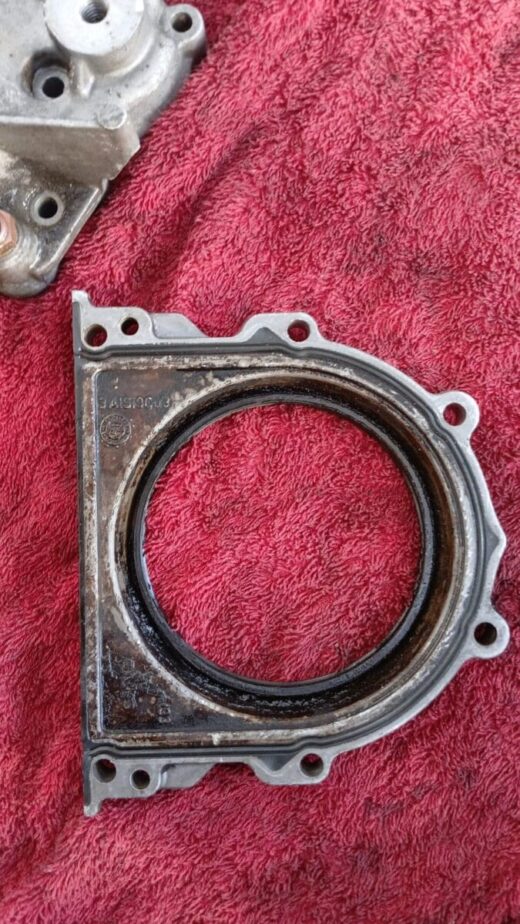 Mercedes C180 W202 Kompressor Crankshaft Seal – front view