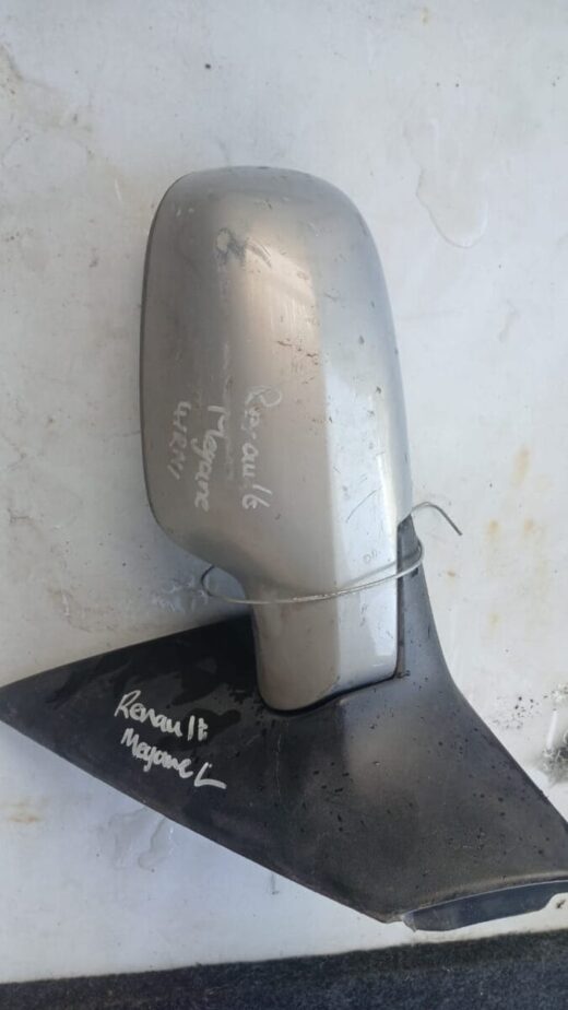 2006 Renault Megane Left Door Mirror – front view