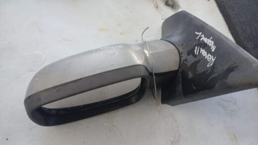 2006 Renault Megane Left Door Mirror – close-up detail