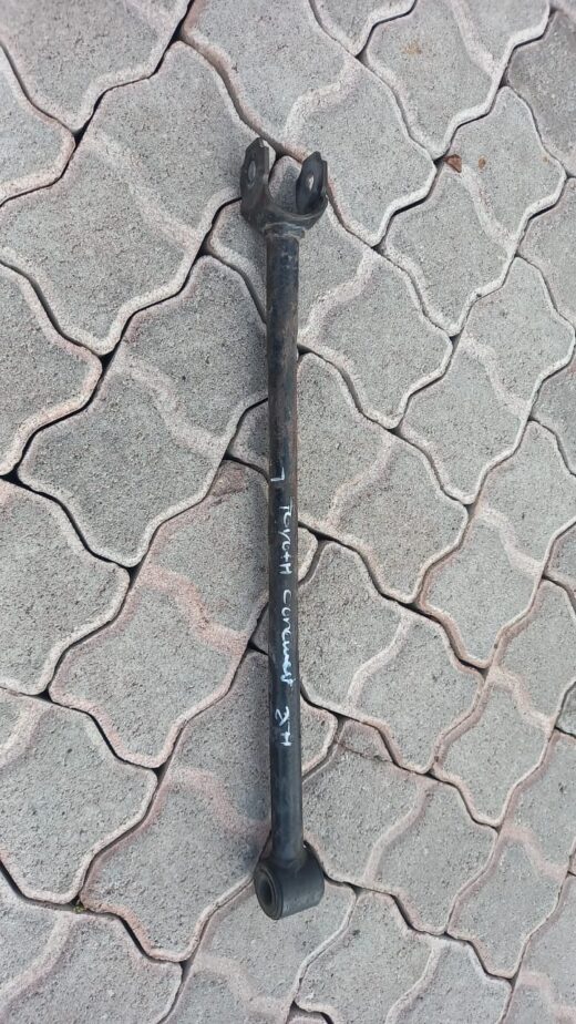 1995 Toyota Conquest Left Rear Lateral Link 1995 Toyota Conquest Left Rear Lateral Link used – main product image