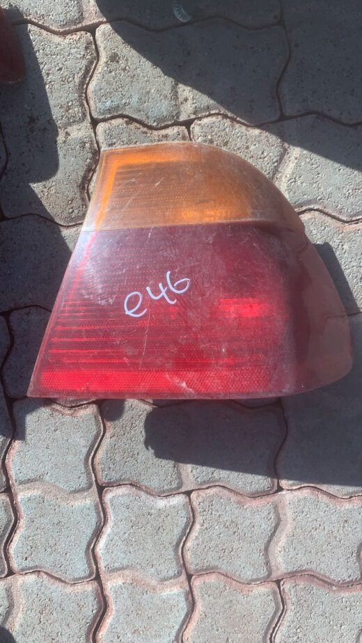 Bmw E46 Right Taillight BMW E46 Right Taillight used – main product image