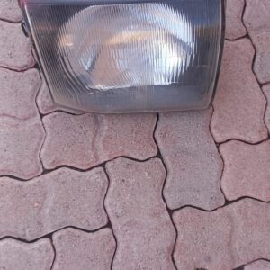 1998 Mitsubishi Pajero Right Headlight – main product image