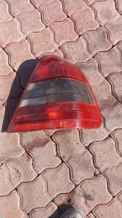 Mercedes W202 Right Taillight Smoked Mercedes W202 Right Taillight Smoked – main product image
