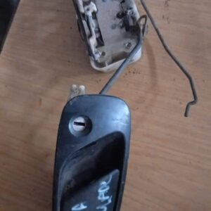 1996 Honda Ballade door lock Used – main product image