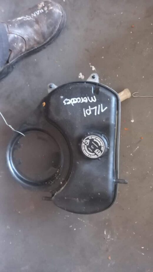 Mercedes Steering Fluid Reservoir Mercedes Steering Fluid Reservoir – main product image