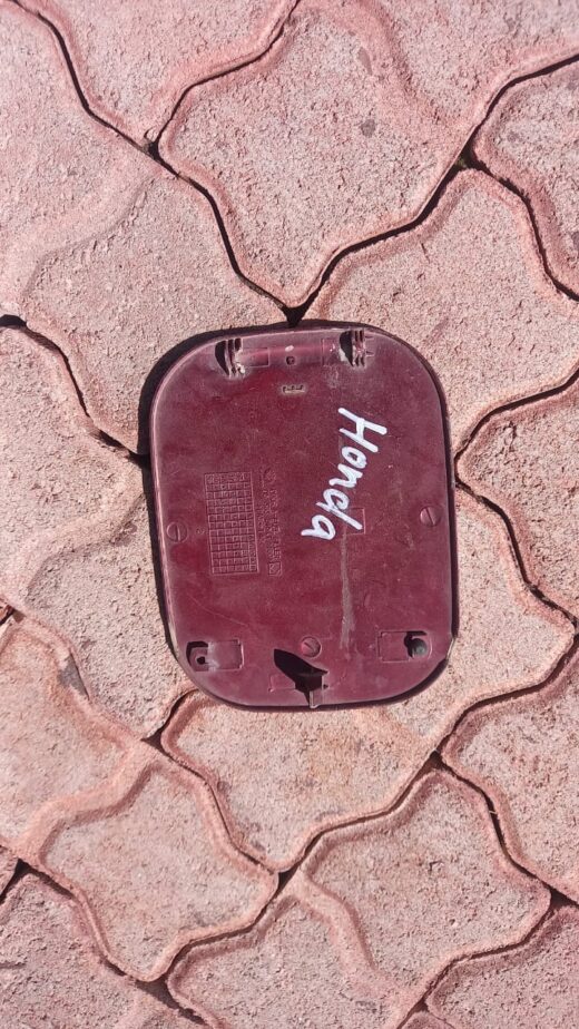 1996 Honda Ballade Fuel Flap 1996 Honda Ballade Fuel Flap – main product image