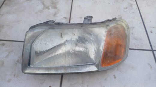 Landrover Freelander 1 Left Headlight – front view