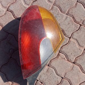 2002 Chrysler Neon Left Taillight – main product image