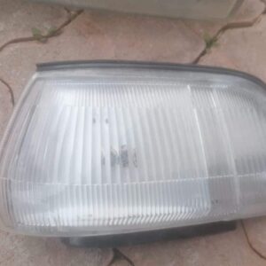 Toyota Conquest Left Corner Light – main product image