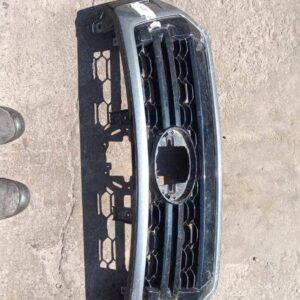 Toyota Hilux Grill – main product image