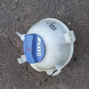 2010 VW Beetle Water Bottle – main product image