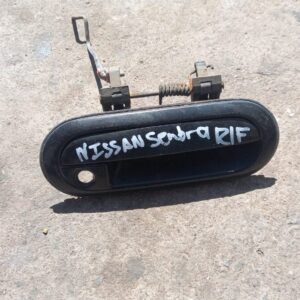 1995 Nissan Sentra Right Front Outer Door Handle – main product image