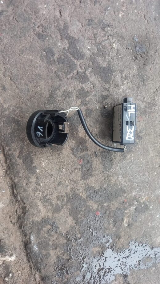 2003 Mercedes Ml320 W163 Ignition Module 2003 Mercedes Ml320 W163 ignition module – main product image