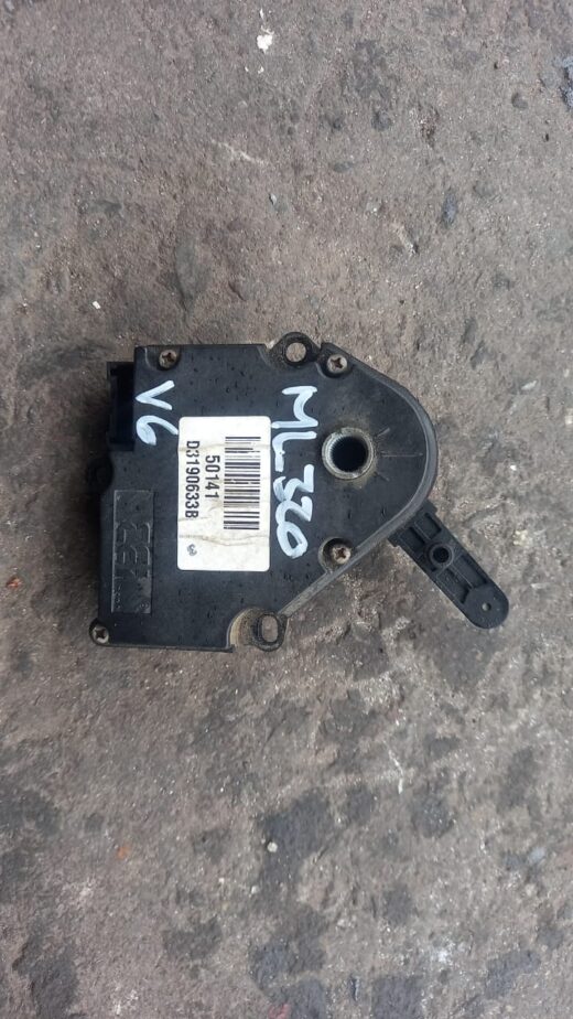 2003 Mercedes Ml320 W163 Actuator 2003 Mercedes Ml320 W163 actuator – main product image