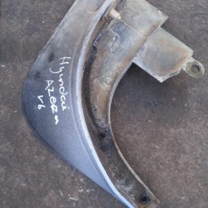 2010 Hyundai Azera right mudflap – main product image