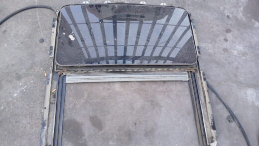 2002 Mercedes Ml320 W163 Sunroof 2002 Mercedes Ml320 W163 Sunroof – main product image