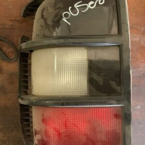 1998 Mitsubishi Pajero Left Taillight used – main product image