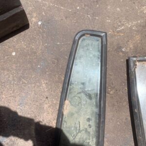 1987 Ford Bantam Right Quarter Glass – main product image