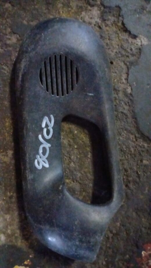 1998 Opel Corsa Sedan Inner Door Handle Cover 1998 Opel Corsa Sedan Inner Door Handle Cover – main product image