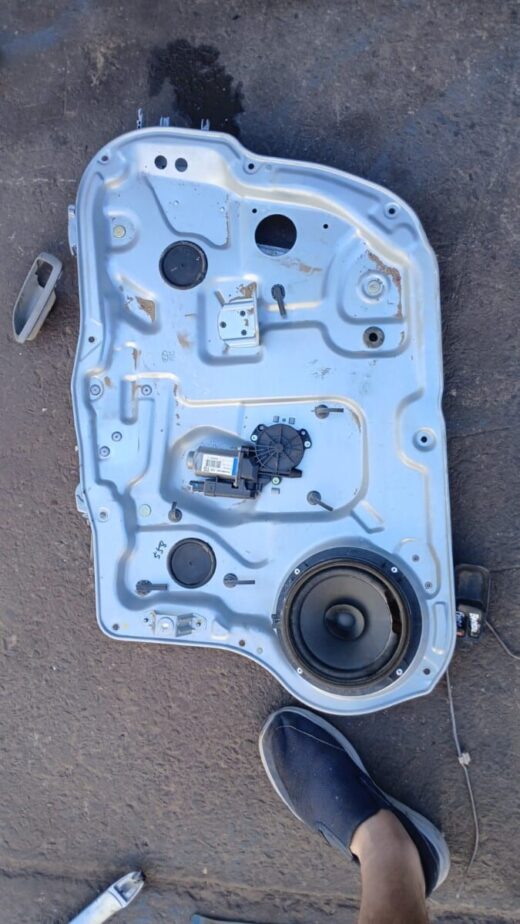 2010 Hyundai Azera Right Front Window Mechanism 2010 Hyundai Azera Right Front Window Mechanism – main product image