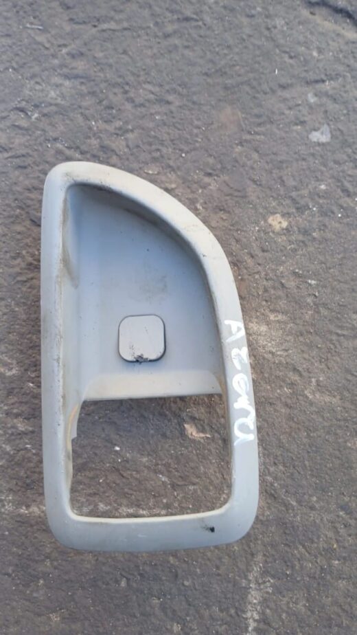 2010 Hyundai Azera Inner Door Handle Cover 2010 Hyundai Azera Inner Door Handle Cover – main product image