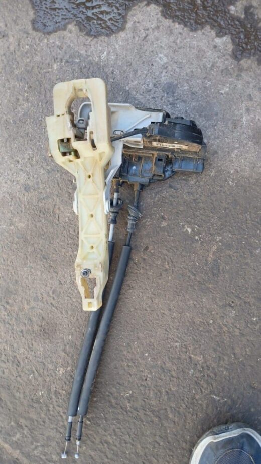 2010 Hyundai Azera Door Lock 2010 Hyundai Azera Door Lock oem – main product image