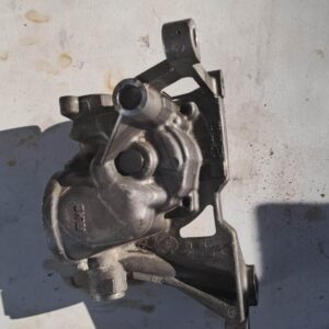 Used Oil Pump Audi A8 2.5 TDI V6 24V (059115105H) | Brits Brothers™
