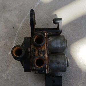 BMW E36 3 Series 1387289 1147412053 Heater Valve – main product image