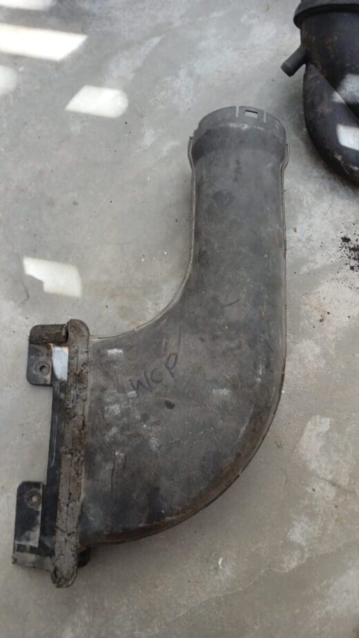 2003 Mitsubishi Pajero 3.2 Did Air Flow Pipe 2003 Mitsubishi Pajero 3.2 Did Air Flow Pipe – main product image