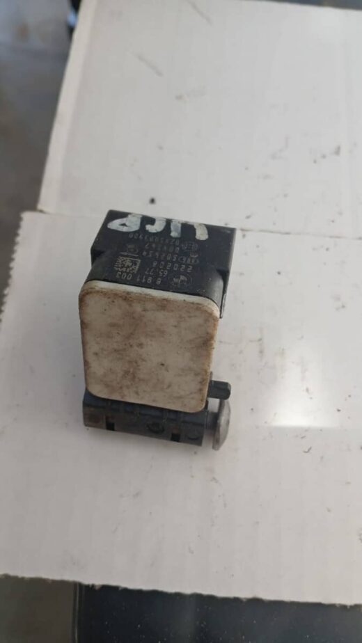 Bmw X3 Crash Sensor 0285003900 BMW X3 Crash Sensor 0285003900 – main product image