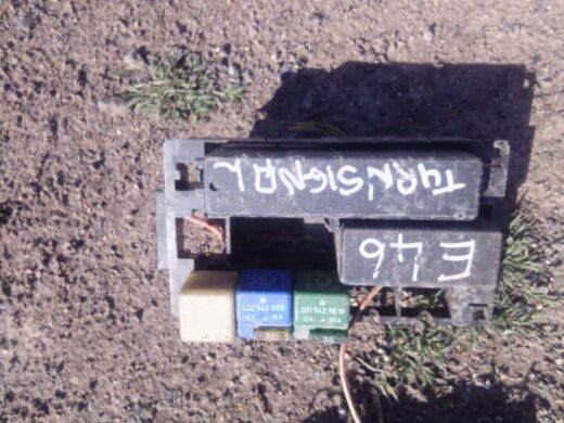 Bmw E46 Fuse Box - Used BMW E46 Fuse Box – Used – main product image