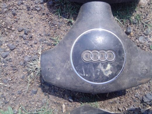 Audi A4 Steering Airbag - Used Audi A4 Steering Airbag – Used – main product image