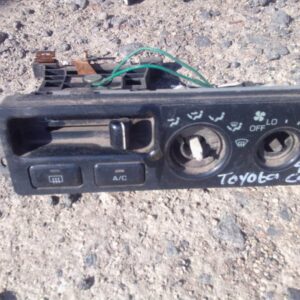 Toyota Camry Climate Control – Used – main product image