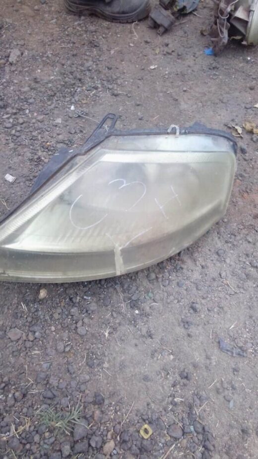 2006 Citroen C3 Left Headlight - Used 2006 Citroen C3 Left Headlight – Used – main product image