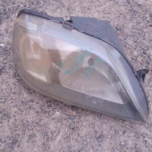 2007 Renault Logan Right Headlight – Used – main product image