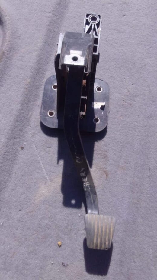 2005 Chevrolet Optra Brake Pedal - Used 2005 Chevrolet Optra Brake Pedal – Used – main product image