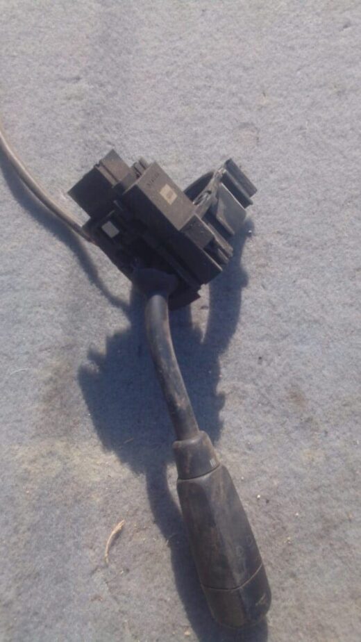 Whatsapp-Image-2024-06-11-At-14.39.18-1.Jpeg 2002, Mercedes A160 W168 Cambination Switch – Used – main product image