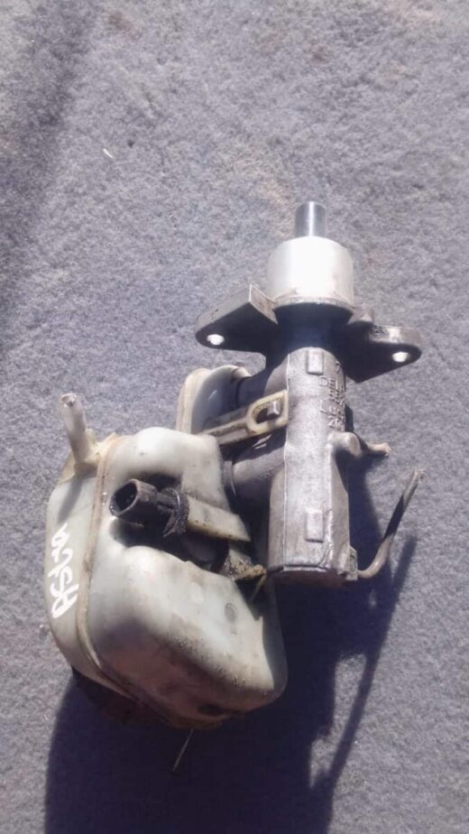 2007 Opel Astra H Brake Master Cylinder - Used 2007 Opel Astra H Brake Master Cylinder – Used – main product image