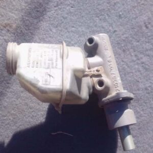 1998 Volkswagen Polo Classic Brake Master Cylinder – Used – main product image