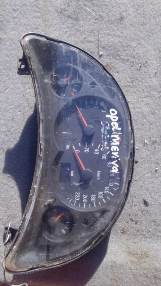 2006 Opel Meriva Cluster - Used 2006 Opel Meriva Cluster – Used – main product image