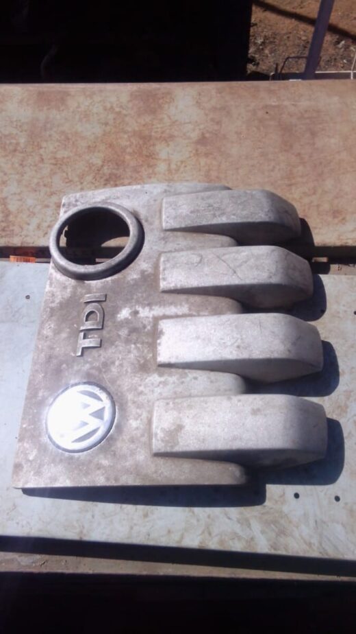 2003 Vw Golf 4 1.9 Tdi Engine Cover - Used 2003 Vw Golf 4 1.9 TDI Engine Cover – Used – main product image
