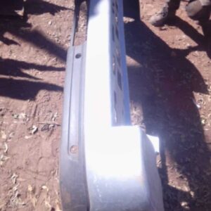 2009 Land Rover Rear Bumper – Used – main product image